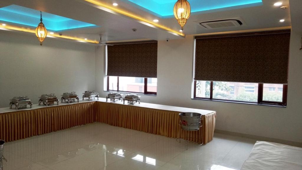 Alankrita Suites & Party Halls Meerut Exterior foto