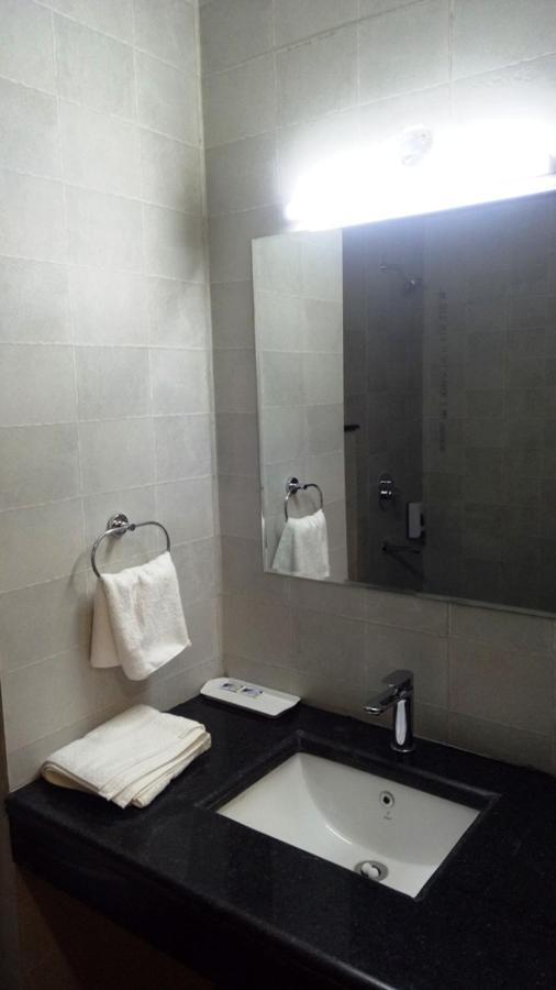 Alankrita Suites & Party Halls Meerut Exterior foto